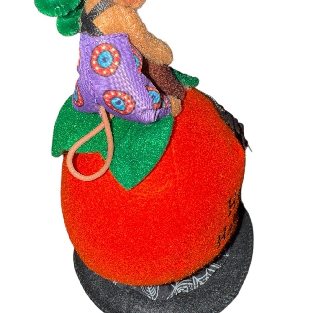 Annalee 3” Halloween Mouse on Pumpkin with Spider –Happy Halloween 2020 Figurine - Picture 6 of 11